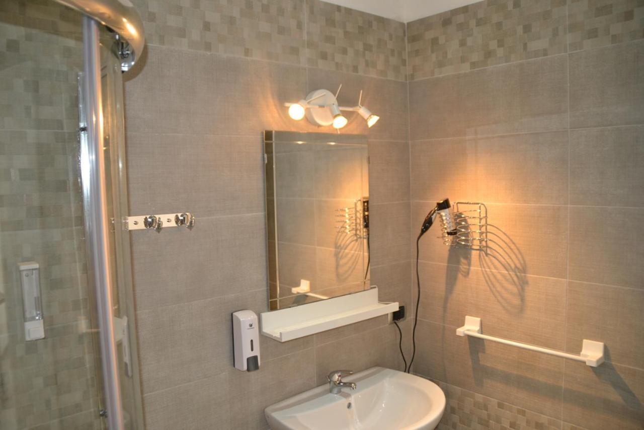 2 Passi A Napoli B&B 외부 사진